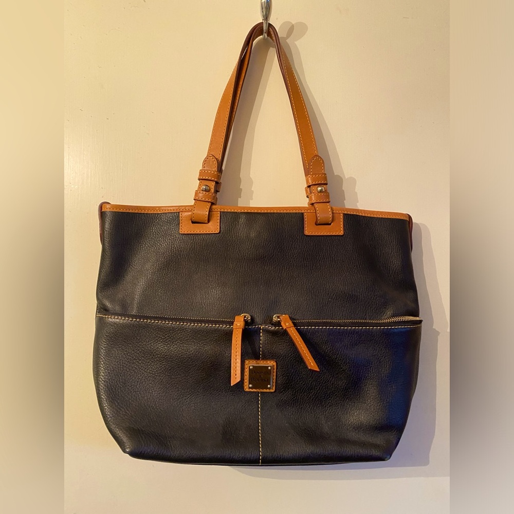 Used Dooney & Burke shoulder bag black and brown
